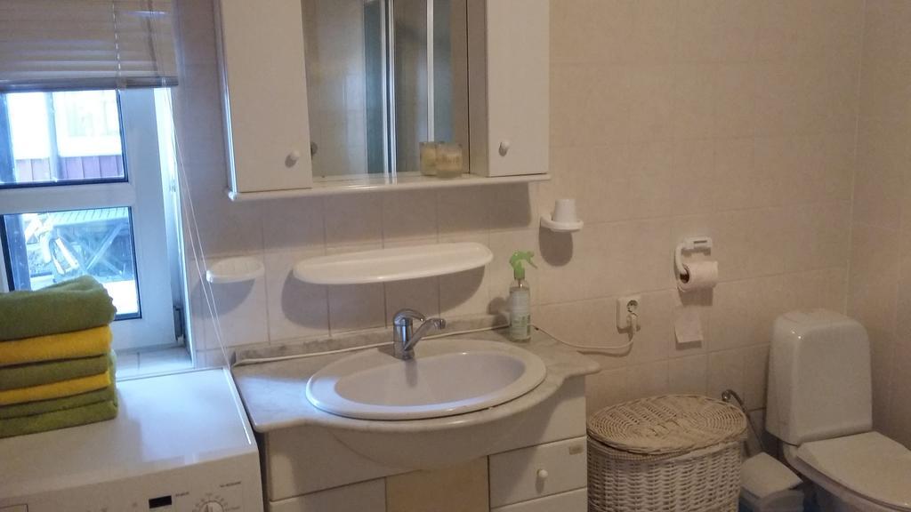 Butas Nidoje Apartment Luaran gambar